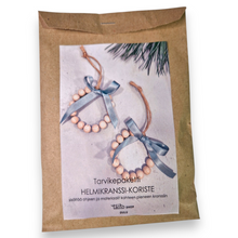 Lataa kuva Galleria-katseluun, Joulukoriste: helmikranssi