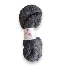 Lataa kuva Galleria-katseluun, Tinde villalanka 100 g, Hillesvåg Ullevarefabrikk