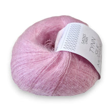 Lataa kuva Galleria-katseluun, Tynn Silk Mohair 25 g Sandnes Garn