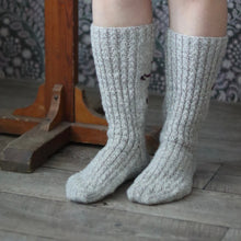 Lataa kuva Galleria-katseluun, Tarvikepaketti: Suunta-sukat