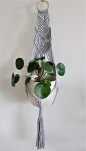 Lataa kuva Galleria-katseluun, Makramee seinäamppeli Jade -tarvikepaketti