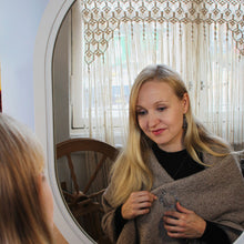 Lataa kuva Galleria-katseluun, Neuleystävä rintaneula