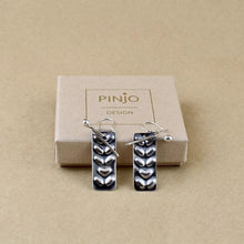 Lataa kuva Galleria-katseluun, Neuleystävä korvakorut