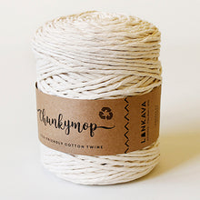 Lataa kuva Galleria-katseluun, Makramee-seinätekstiili Kodin Ilo -tekemispaketti