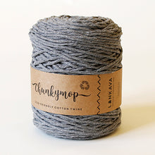 Lataa kuva Galleria-katseluun, Makramee-seinätekstiili Kodin Ilo -tekemispaketti