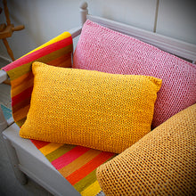 Lataa kuva Galleria-katseluun, Tarvikepaketti Hannan tyyny