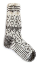 Lataa kuva Galleria-katseluun, Digineuleohje Nostalgia-sukat