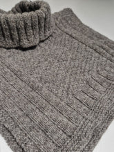 Lataa kuva Galleria-katseluun, Digineuleohje: Luotolainen kauluri
